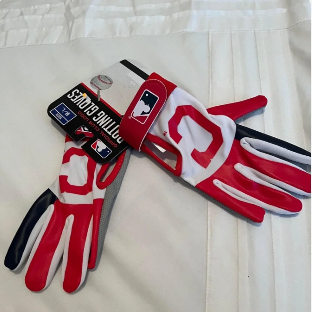 Celevland Indians guardians baseball battling gloves youth